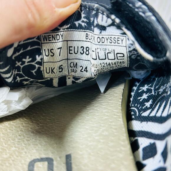 Hey Dude Wendy Stretch Canvas women’s size 7 - Picture 15 of 15